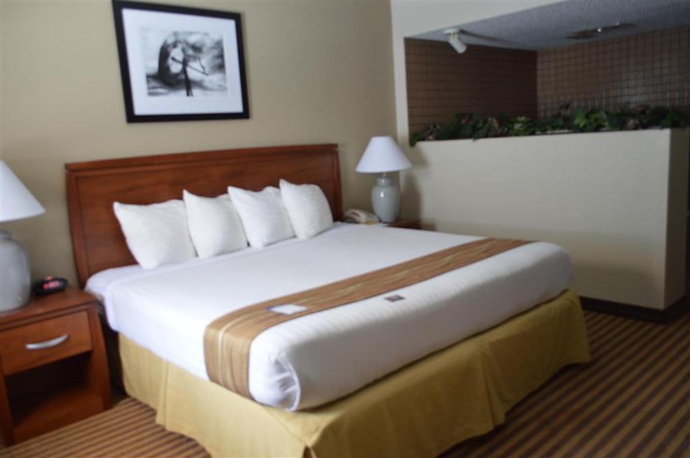 Best Western Hospitality House Emporia Zimmer foto