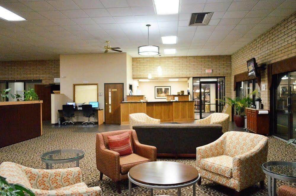 Best Western Hospitality House Emporia Exterior foto